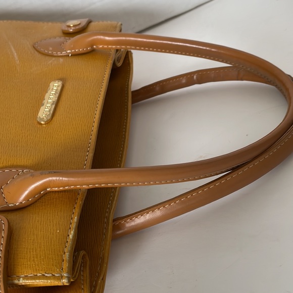 AUTHENTIC/VINTAGE BURBERRY HANDBAG #0824C. - Picture 11 of 17